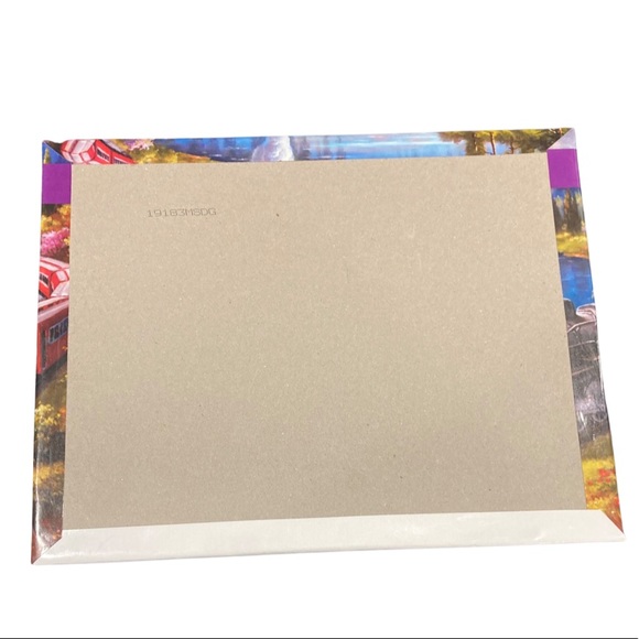 Brand new 300 pcs puzzle - Picture 2 of 4